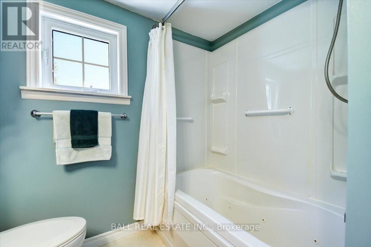 391 PINE DRIVE Image 14
