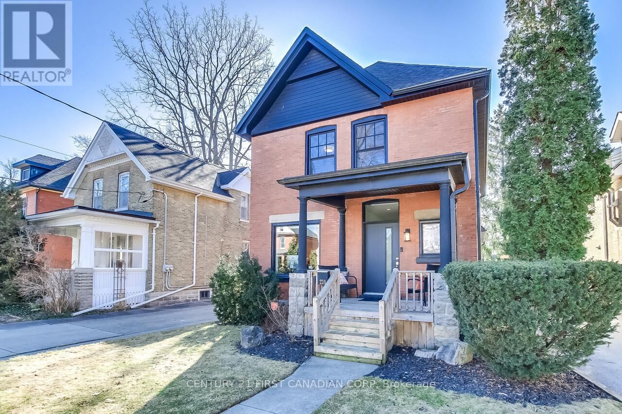 239 TECUMSEH AVENUE EAST Image 1
