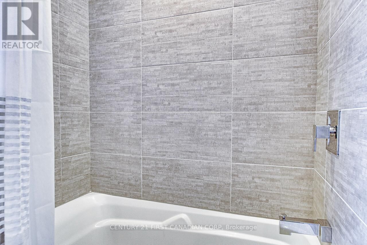 239 TECUMSEH AVENUE EAST Image 31