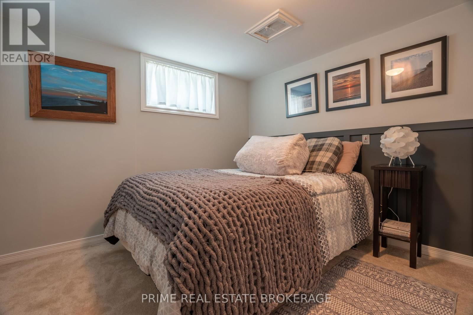 156 WILLIAM STREET Image 24
