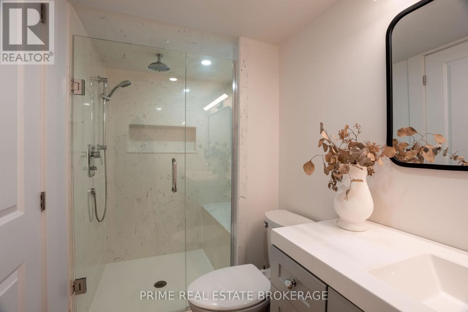 156 WILLIAM STREET Image 27