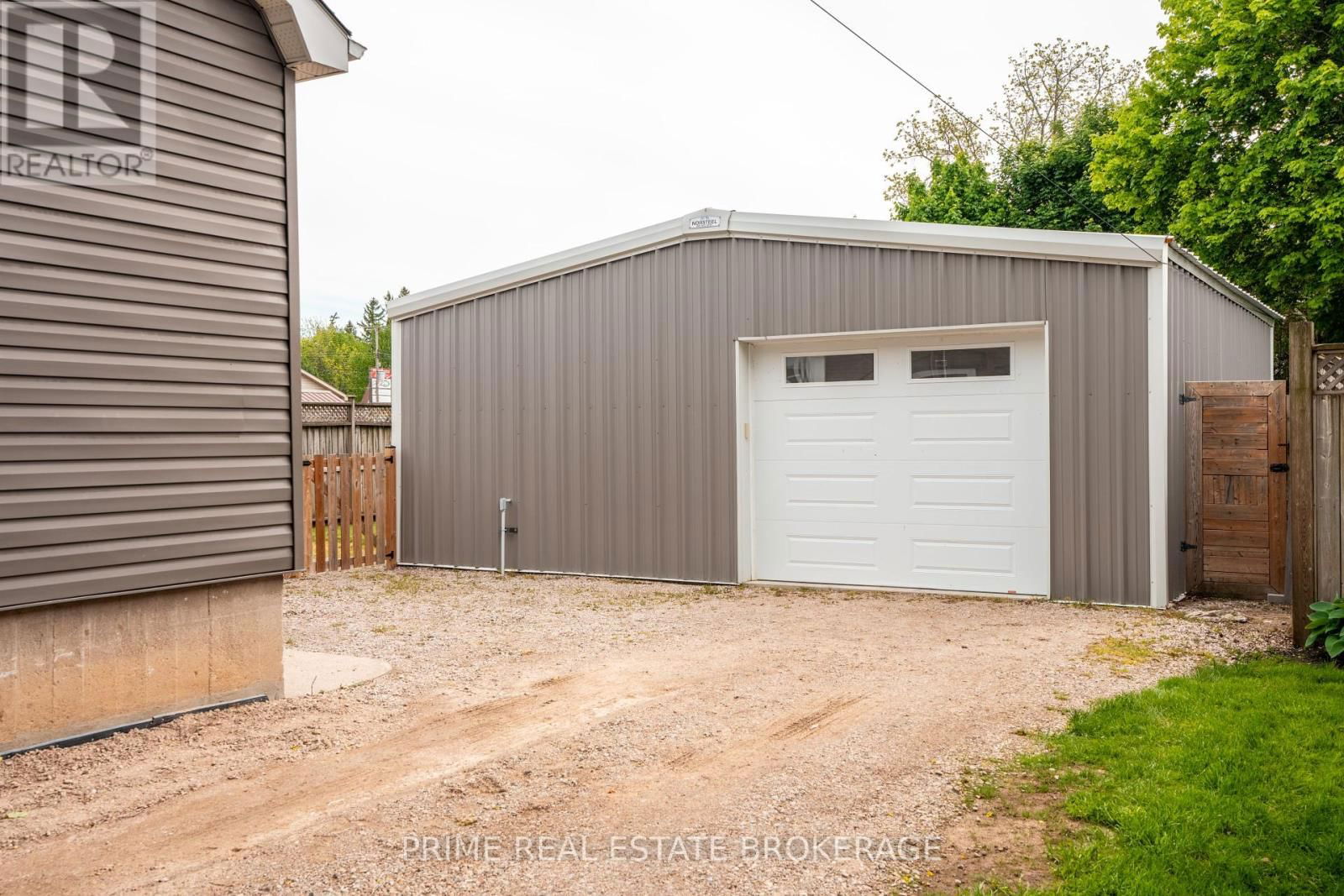 156 WILLIAM STREET Image 29