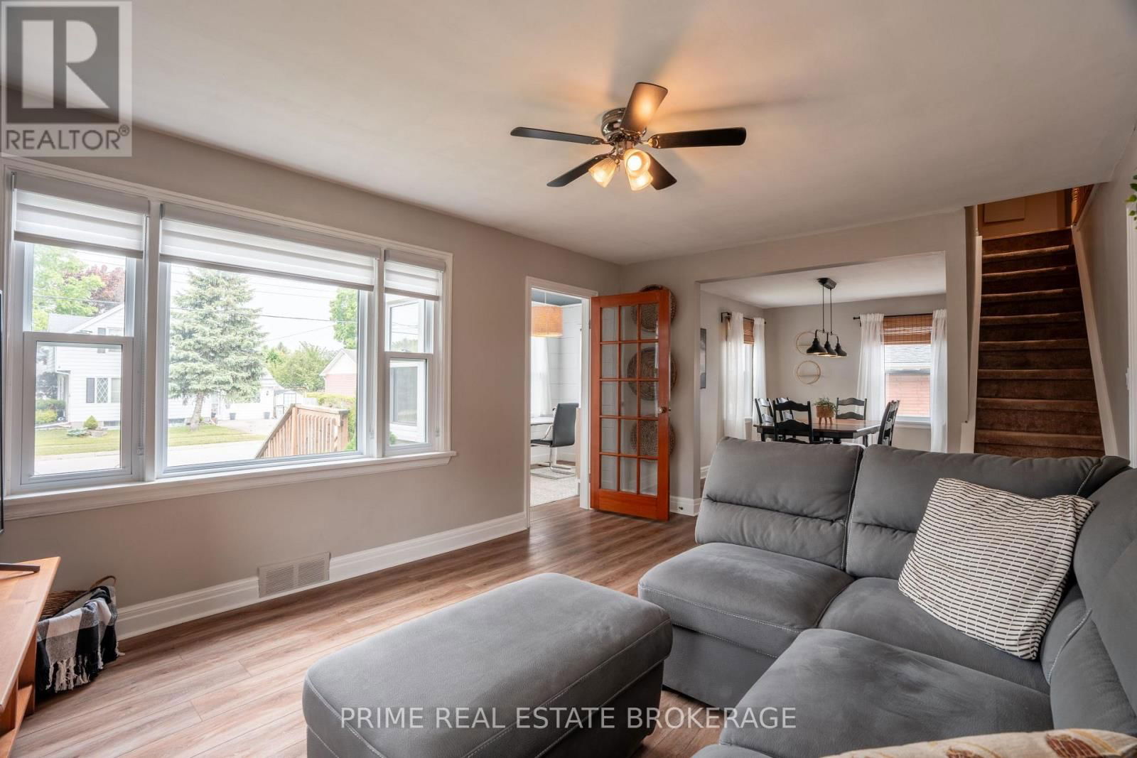 156 WILLIAM STREET Image 9