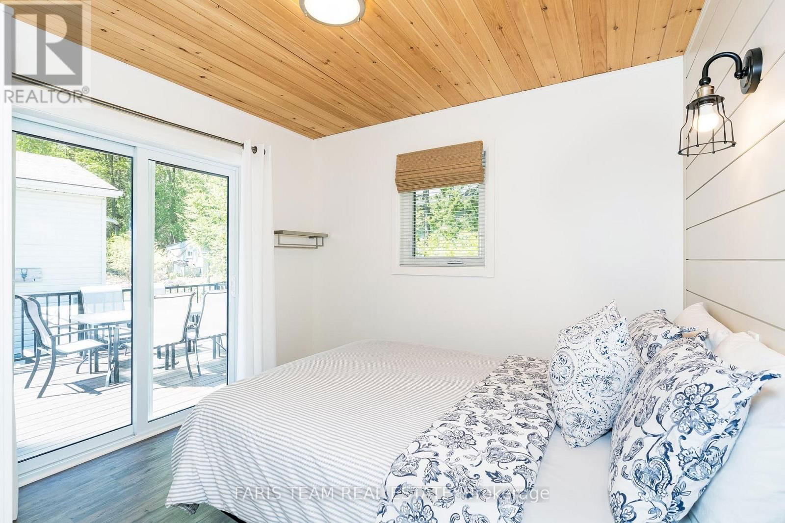328 CEDAR AVENUE Image 15