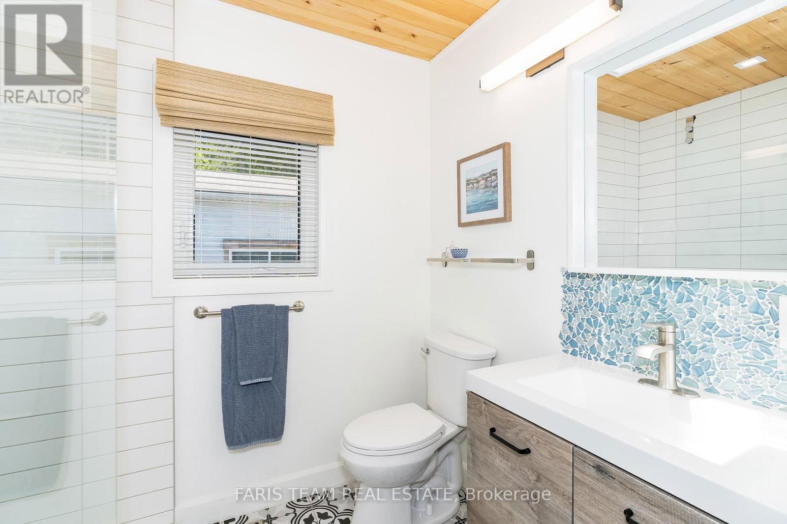 328 CEDAR AVENUE Image 17