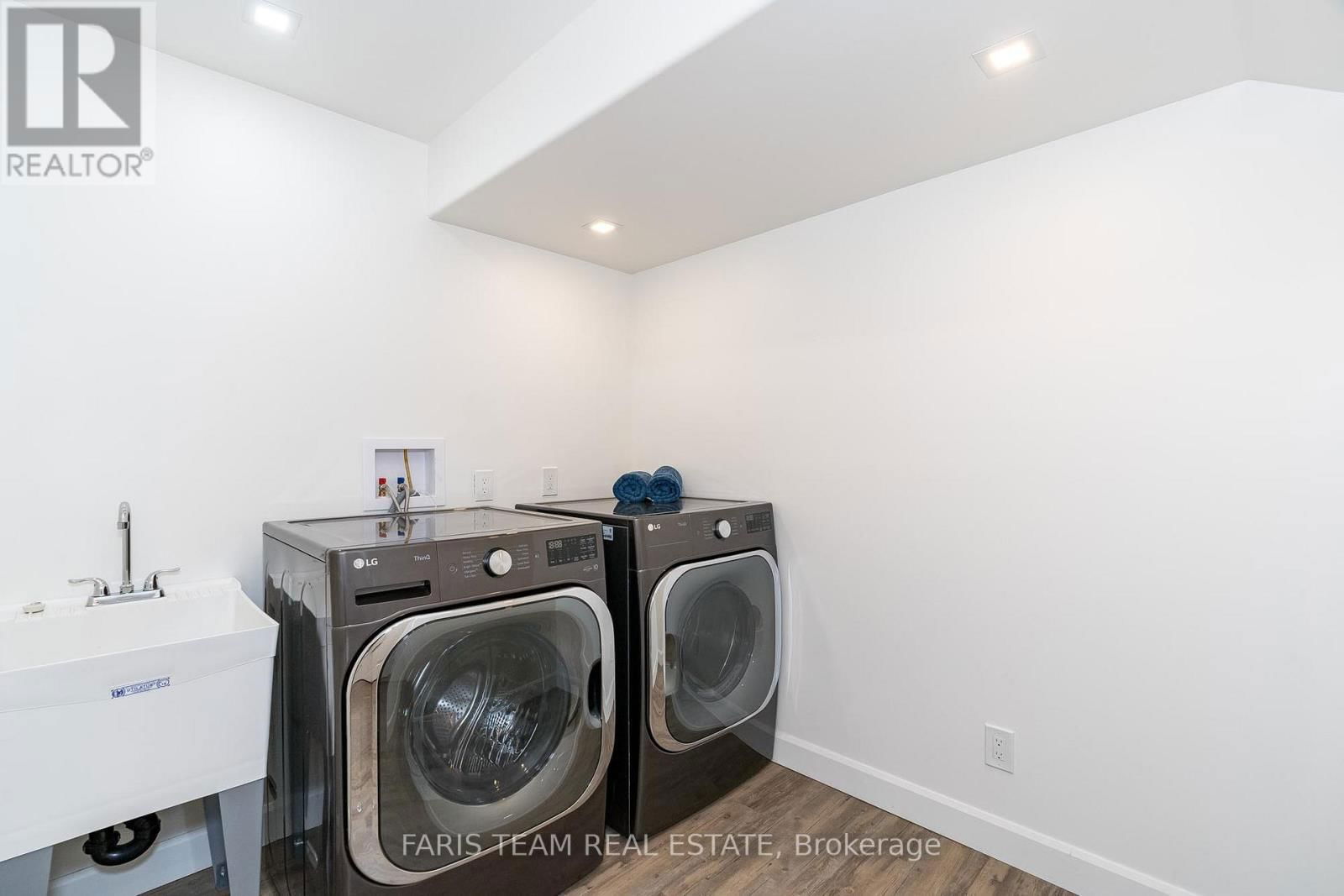 328 CEDAR AVENUE Image 22