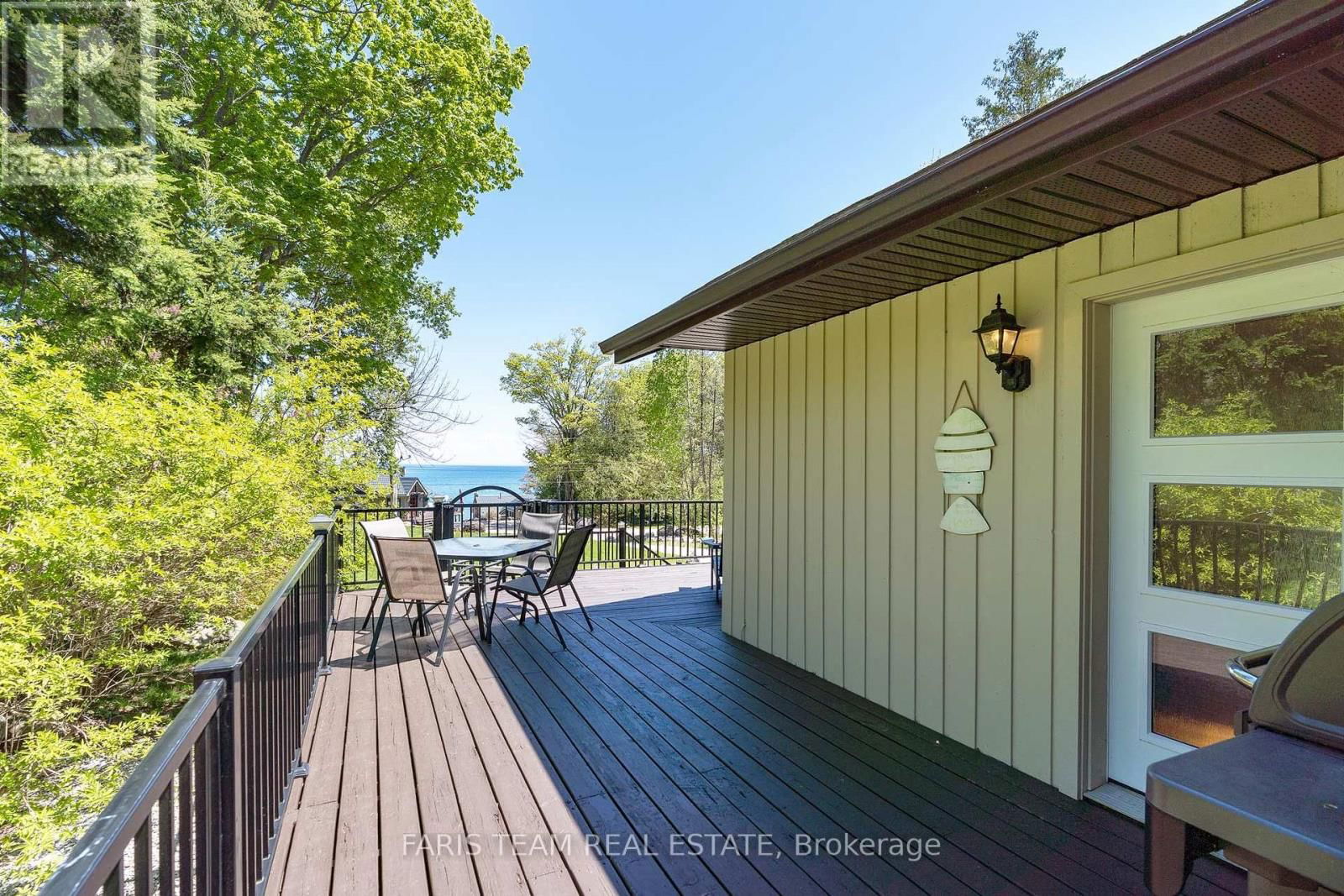 328 CEDAR AVENUE Image 24