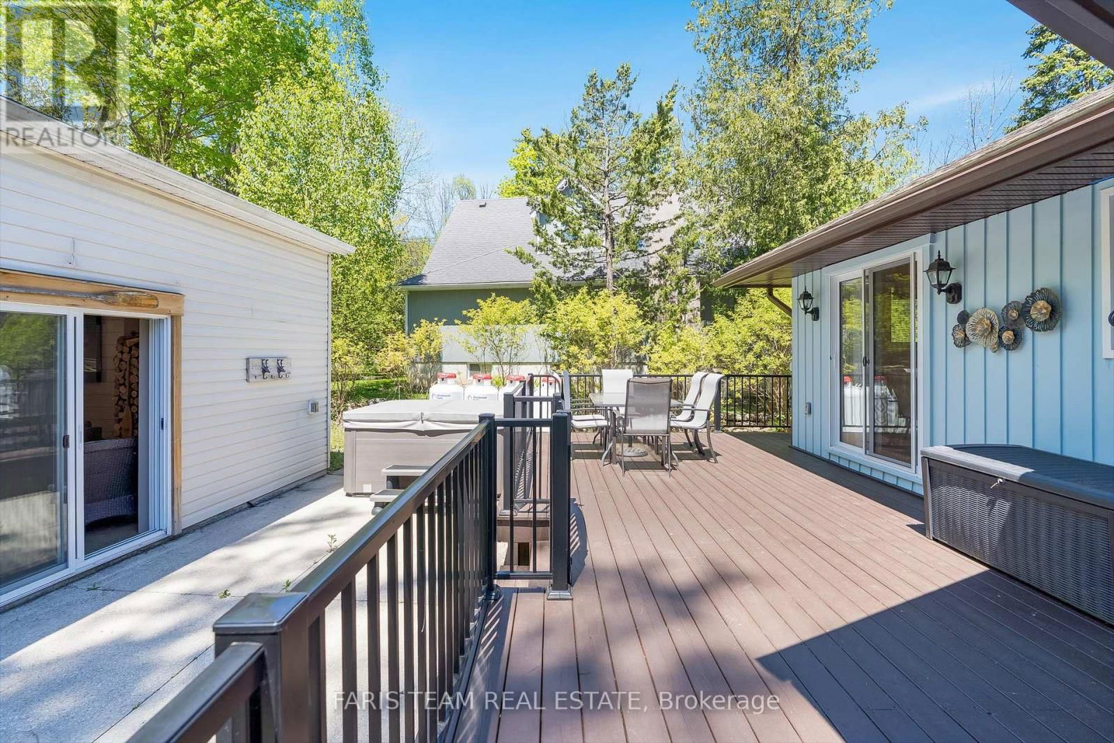 328 CEDAR AVENUE Image 25