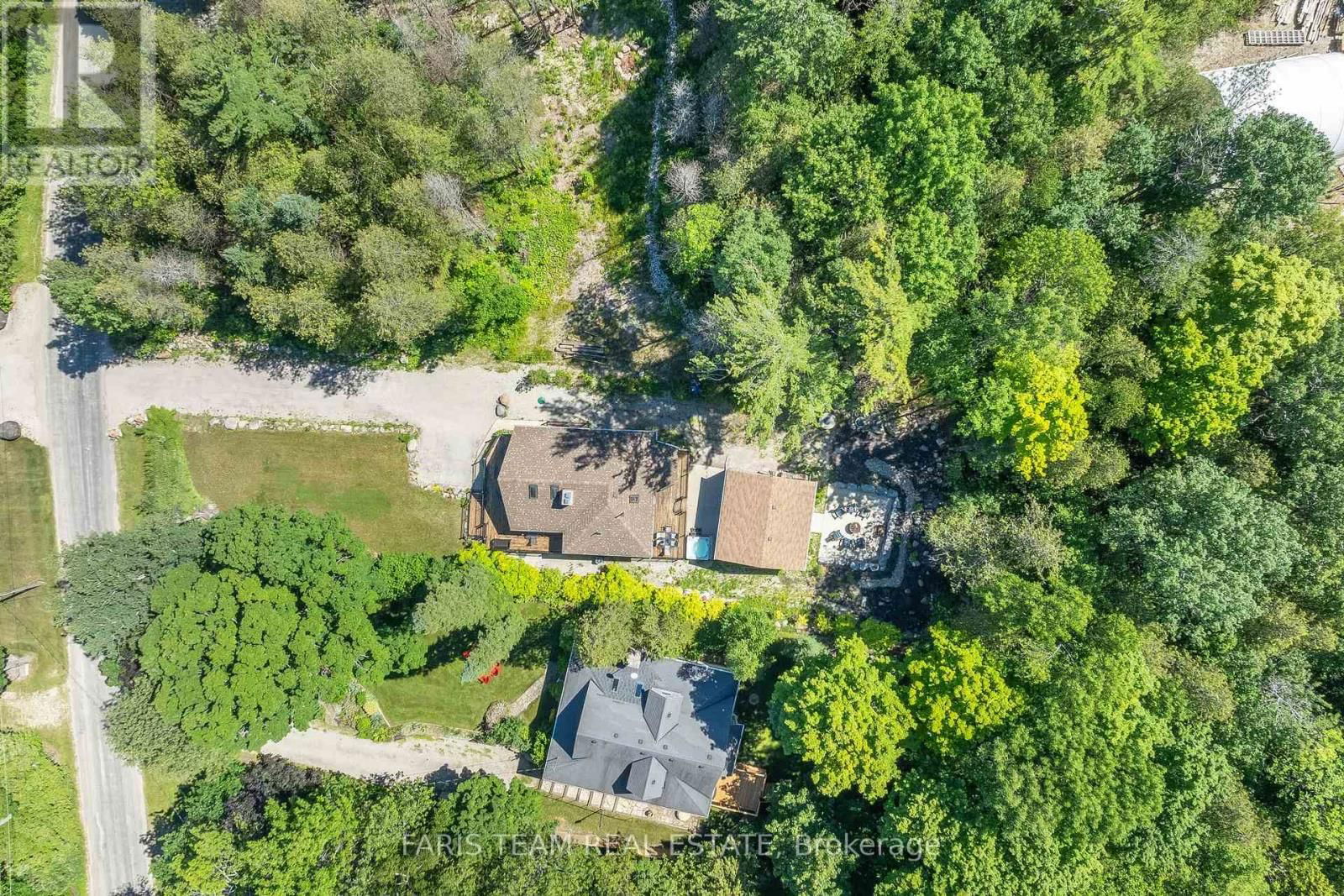 328 CEDAR AVENUE Image 33