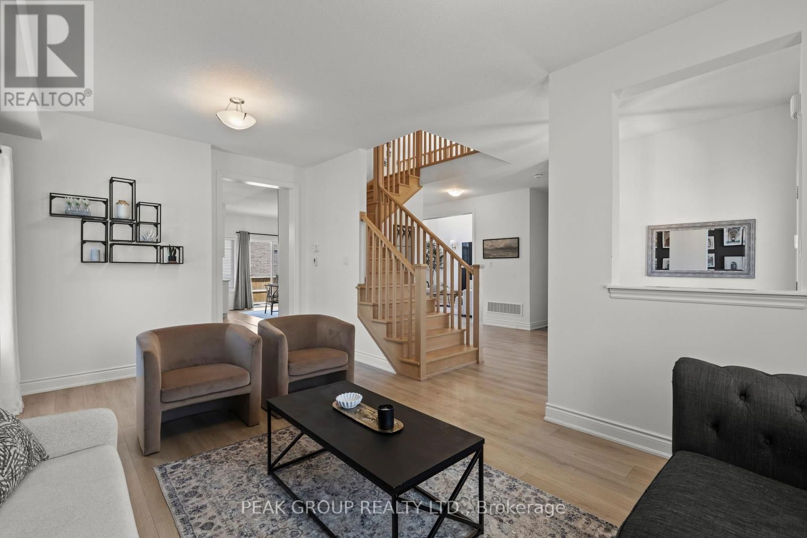14 VENTURE WAY Image 11
