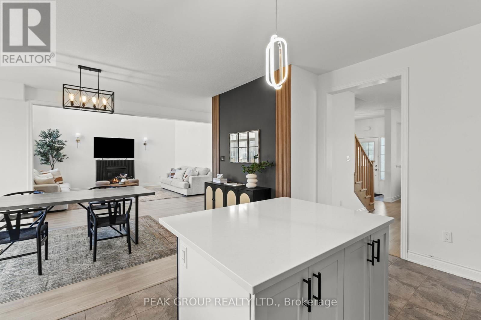 14 VENTURE WAY Image 24