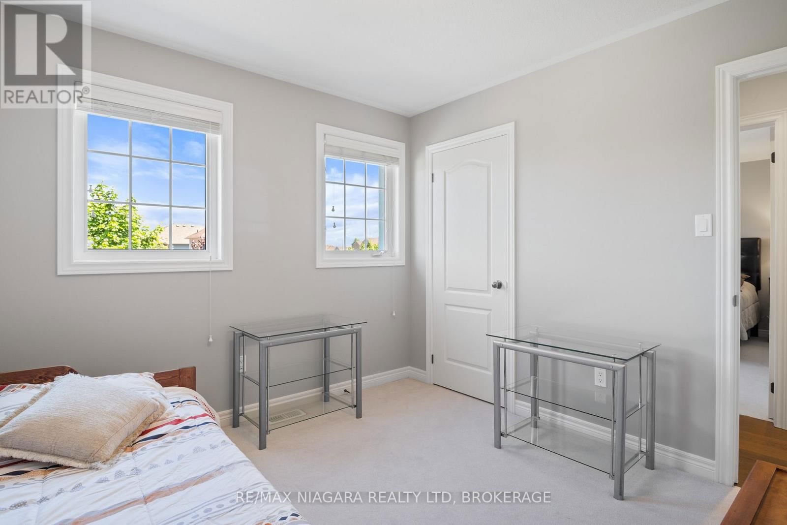 8809 KUDLAC STREET Image 23