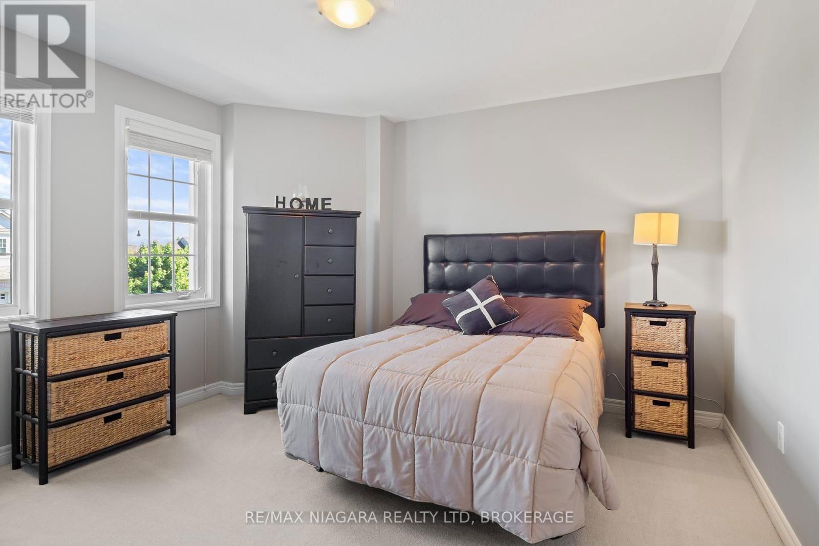 8809 KUDLAC STREET Image 24