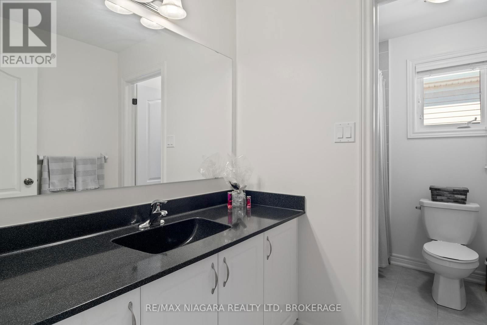 8809 KUDLAC STREET Image 28