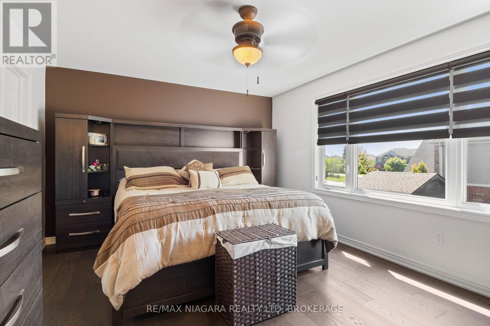 8809 KUDLAC STREET Image 29
