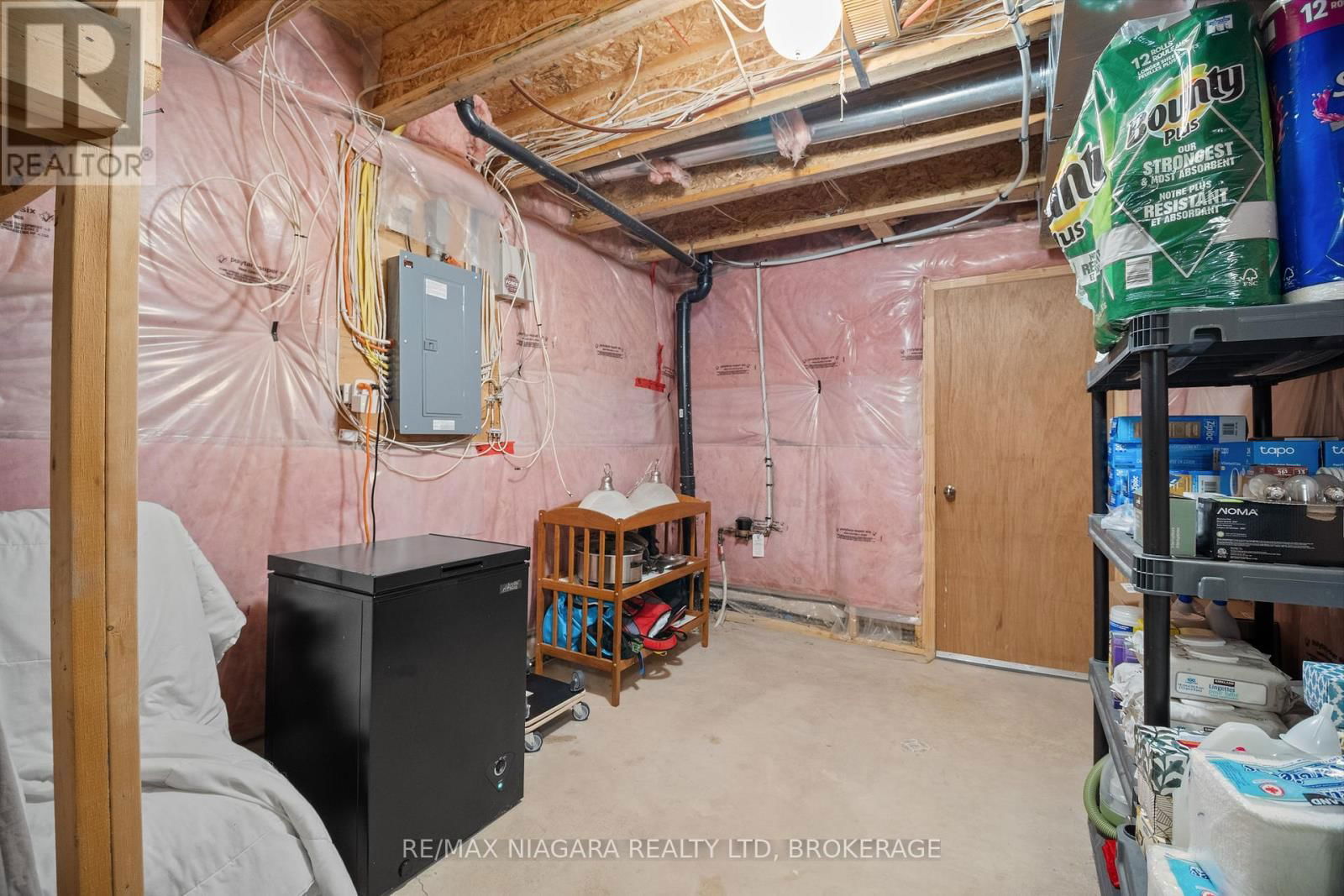 8809 KUDLAC STREET Image 39