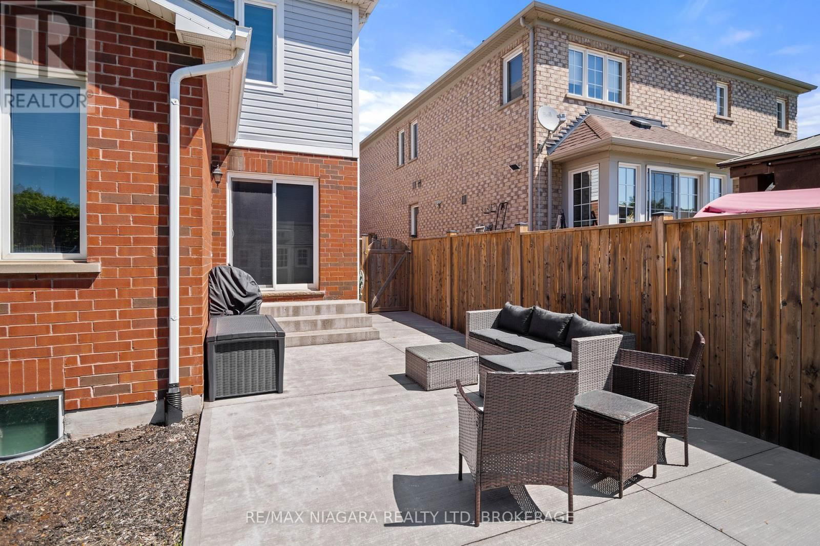 8809 KUDLAC STREET Image 44