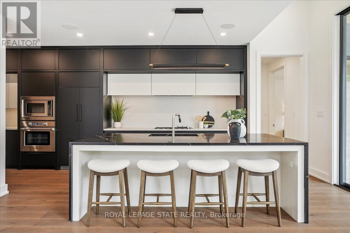 1613G LOOKOUT STREET Image 19