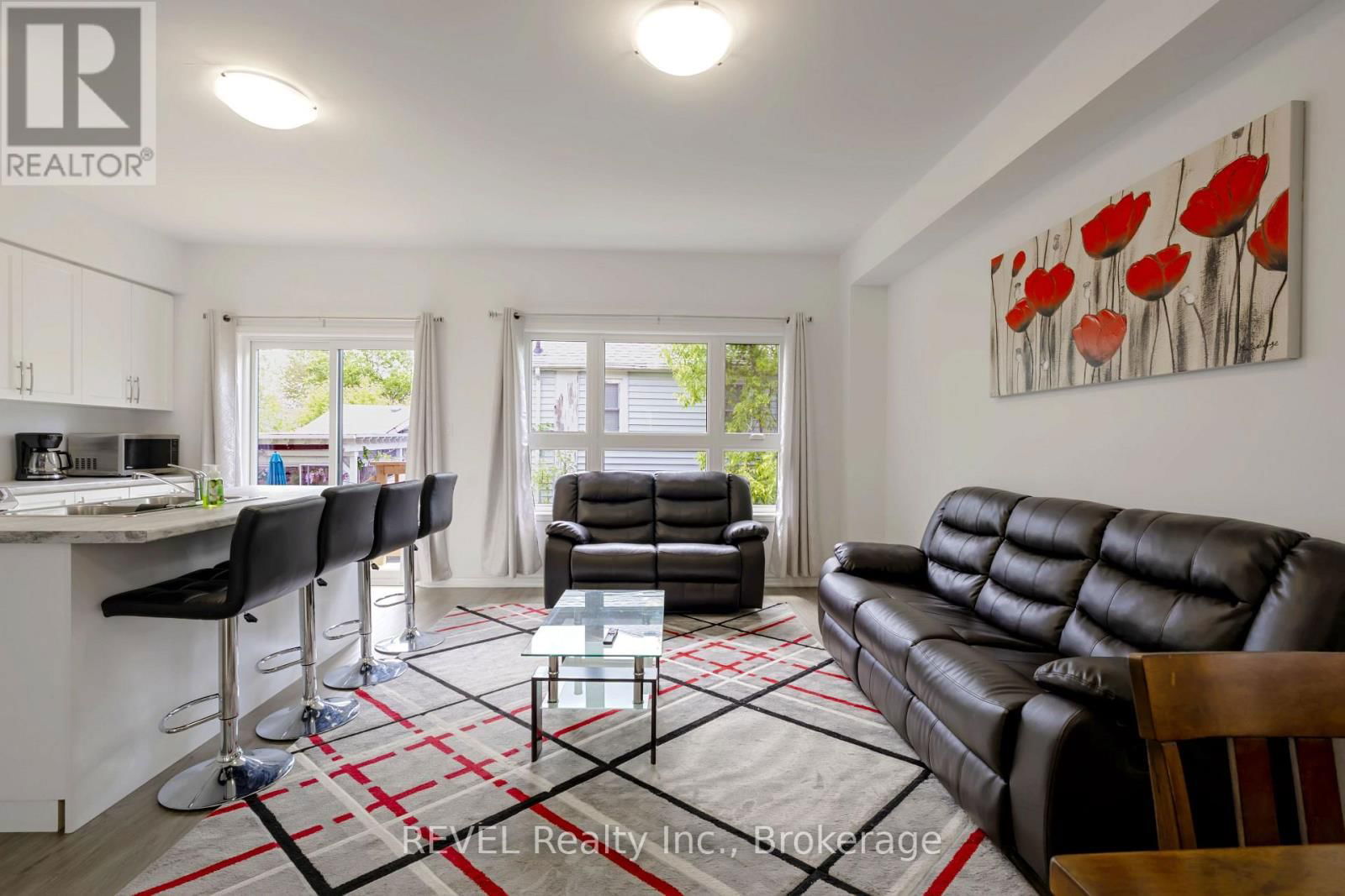 201 PILKINGTON STREET Image 10