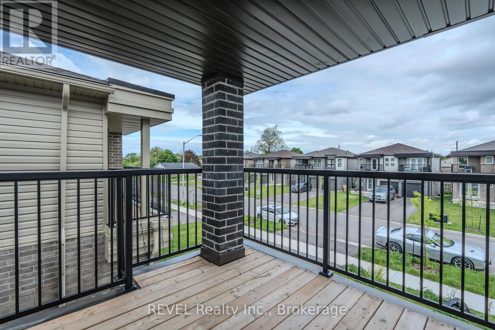 201 PILKINGTON STREET Image 23