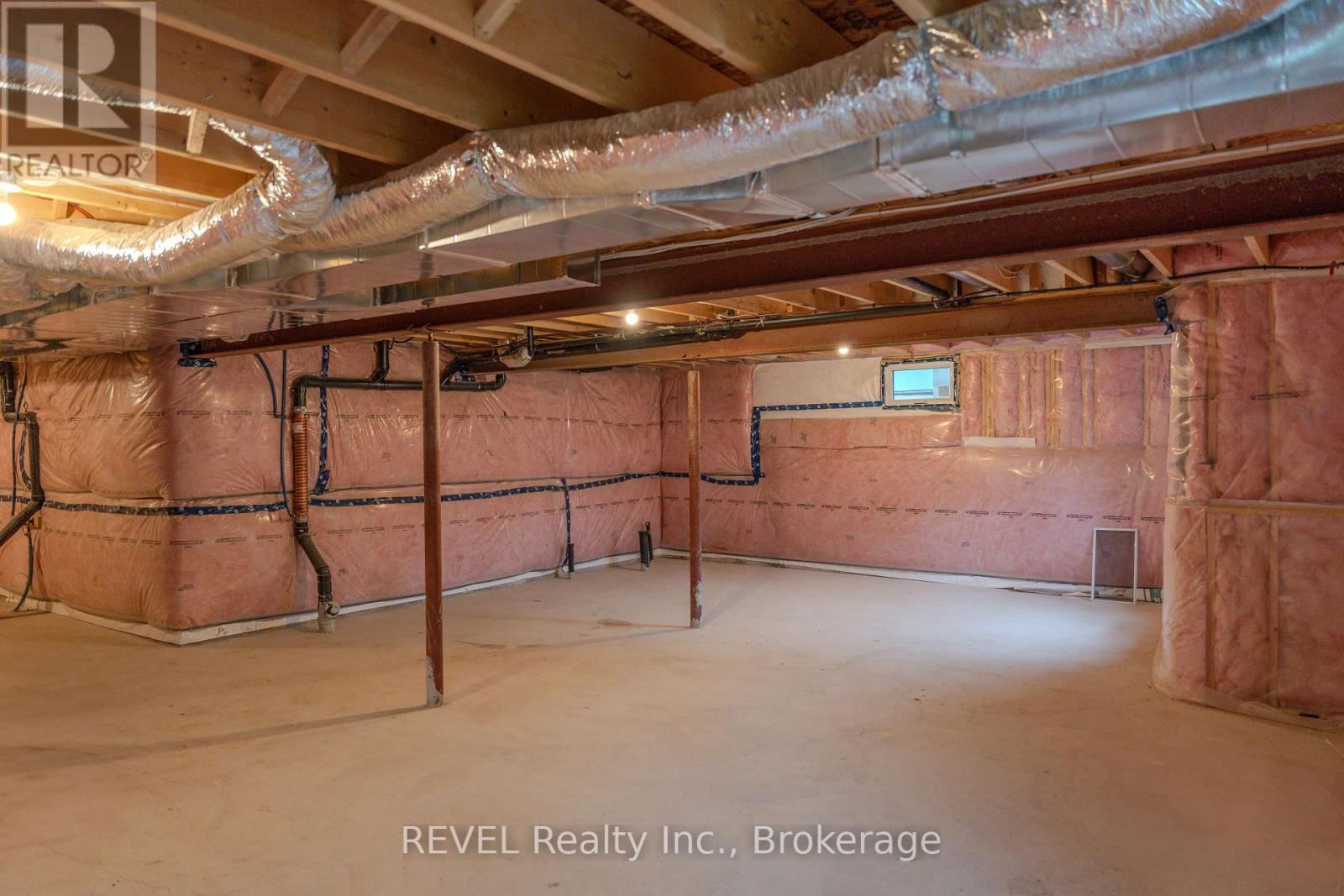201 PILKINGTON STREET Image 32