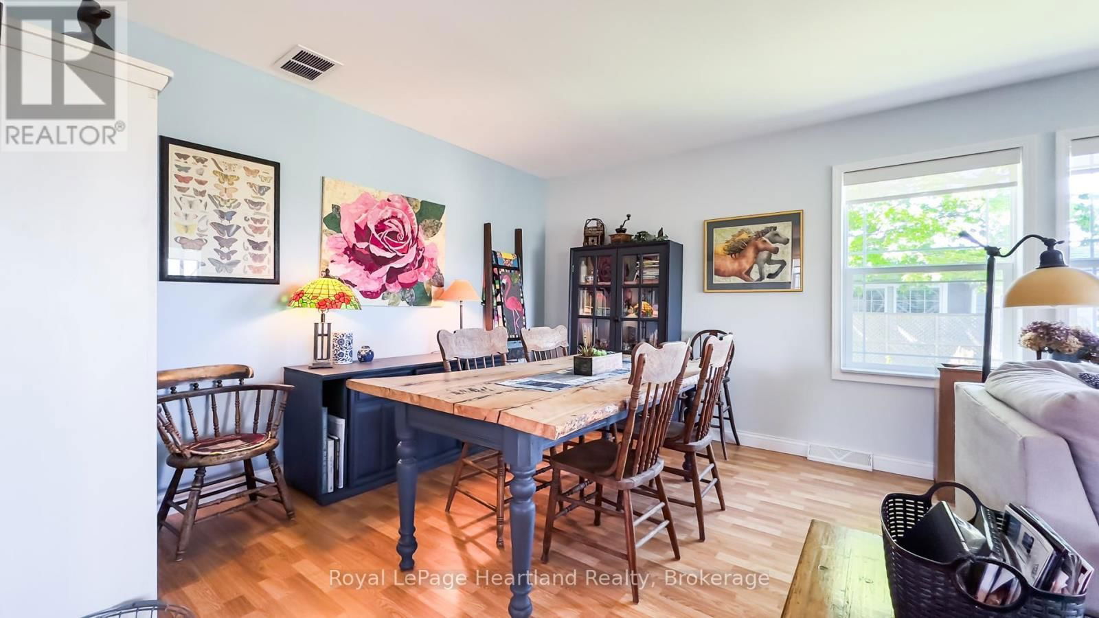 46 ALGONQUIN LANE Image 21