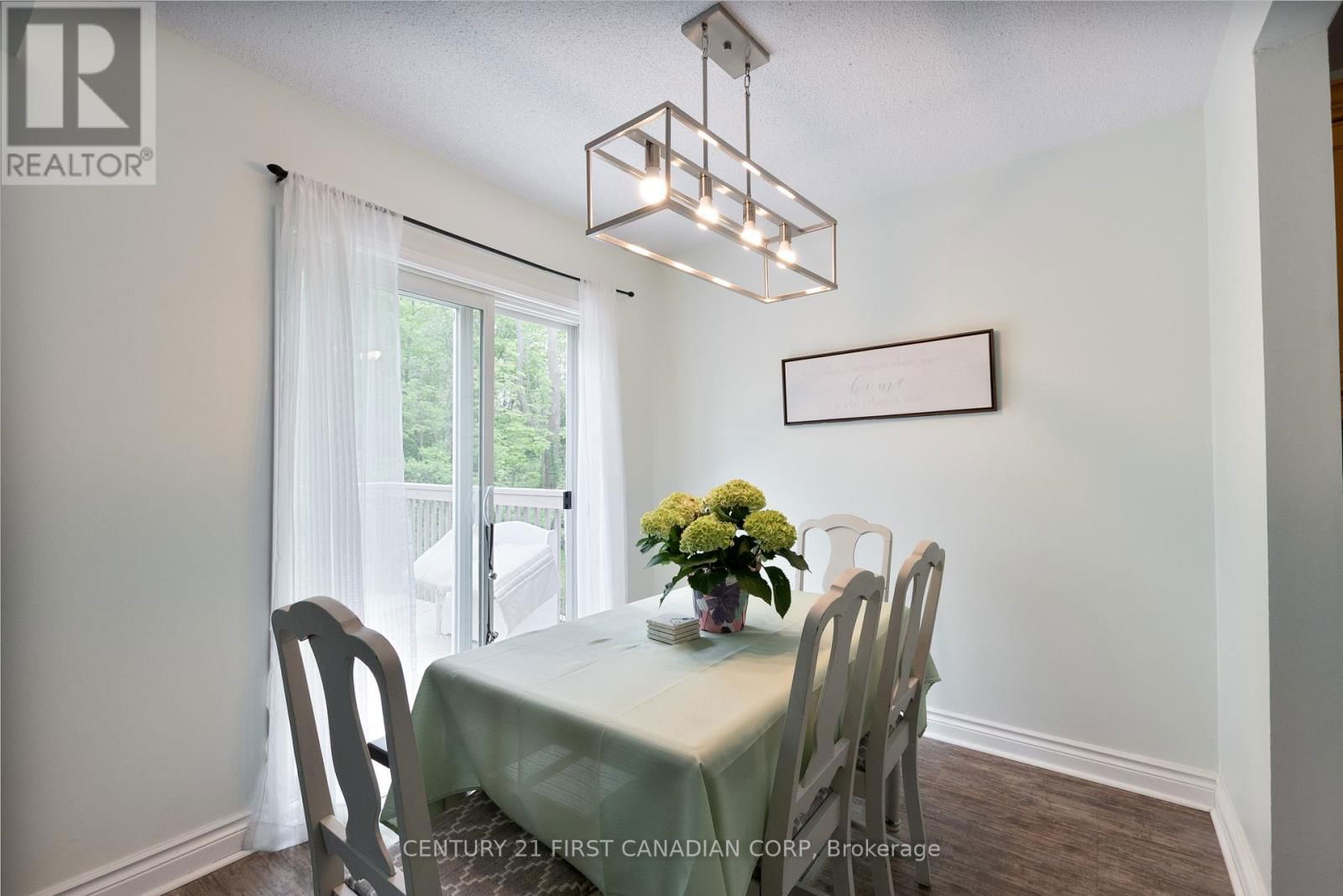 42 EULA WHITE PLACE Image 11