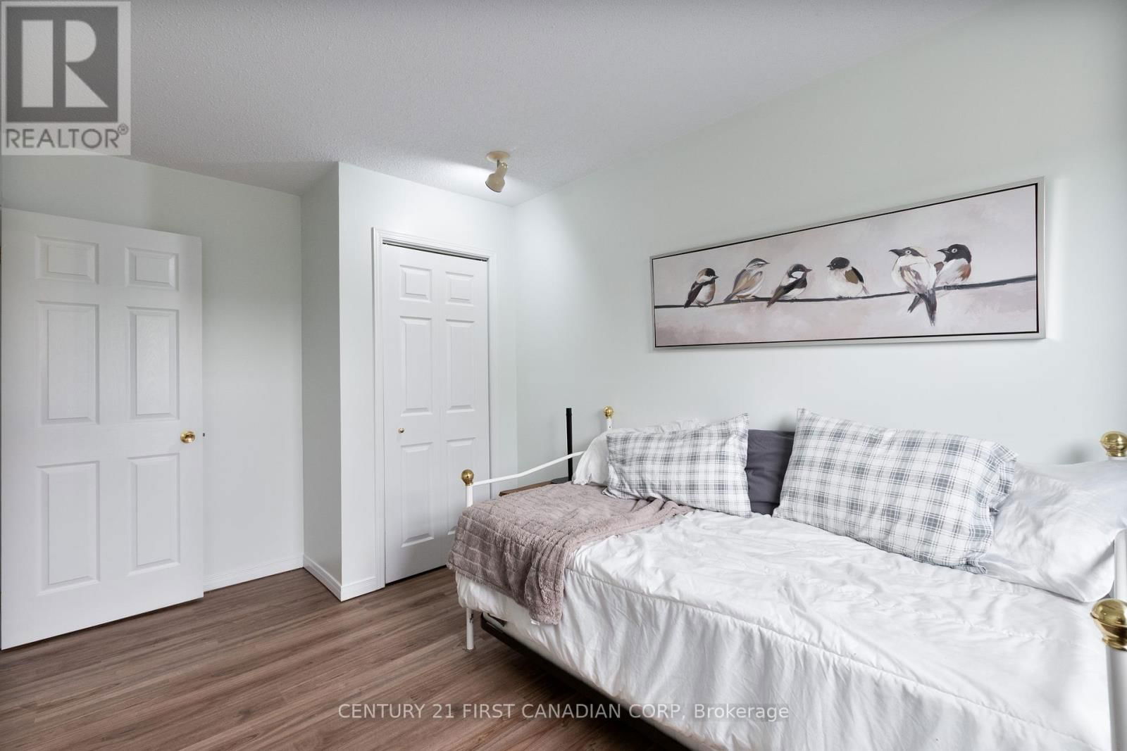 42 EULA WHITE PLACE Image 19