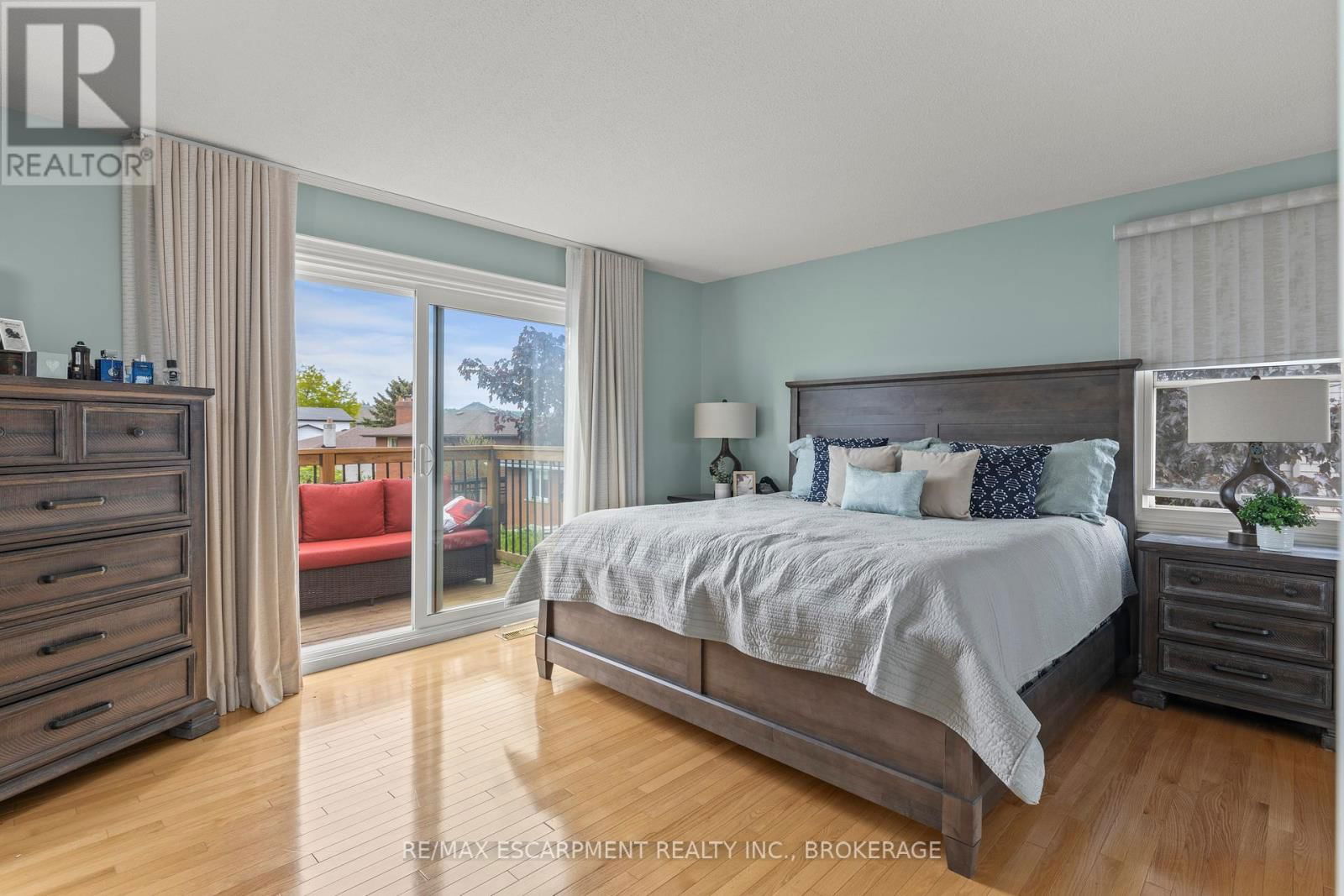 61 SEATON PLACE DRIVE Image 17