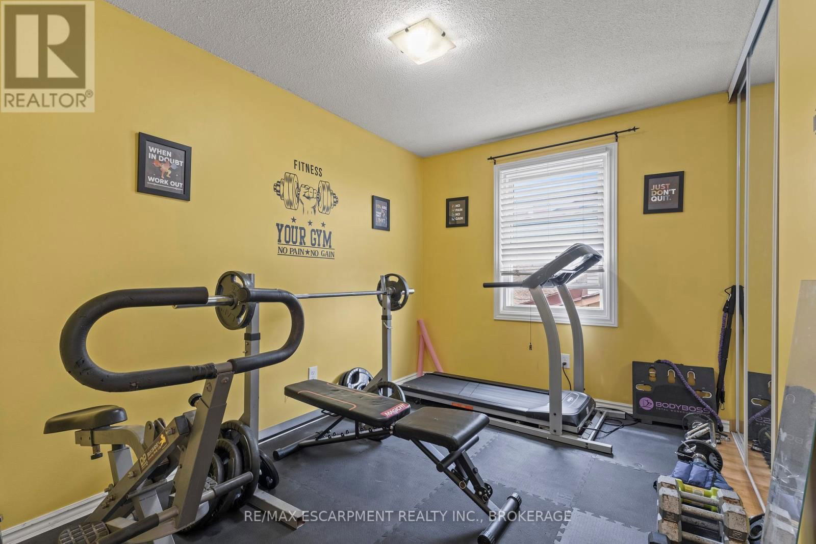 61 SEATON PLACE DRIVE Image 24