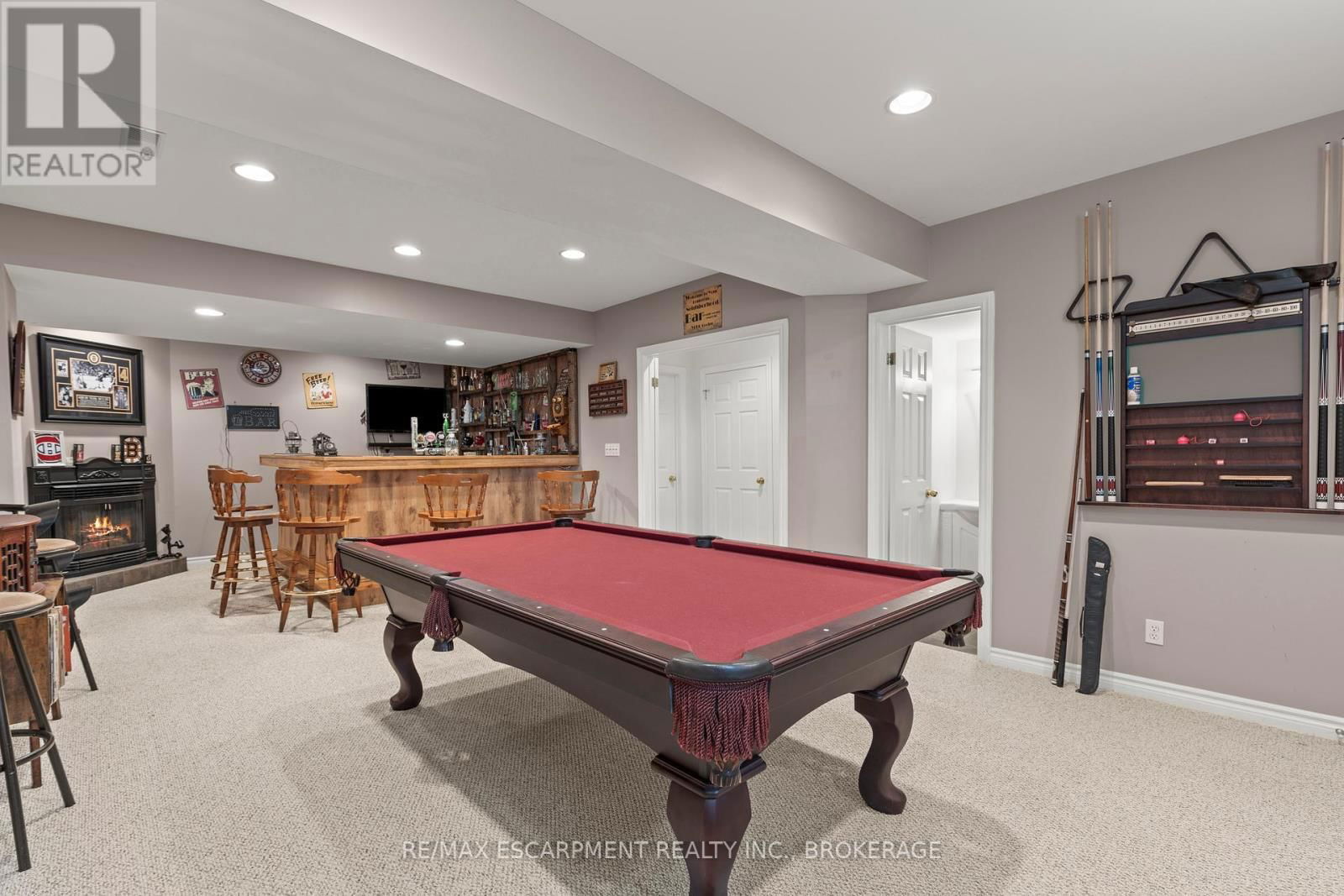 61 SEATON PLACE DRIVE Image 32