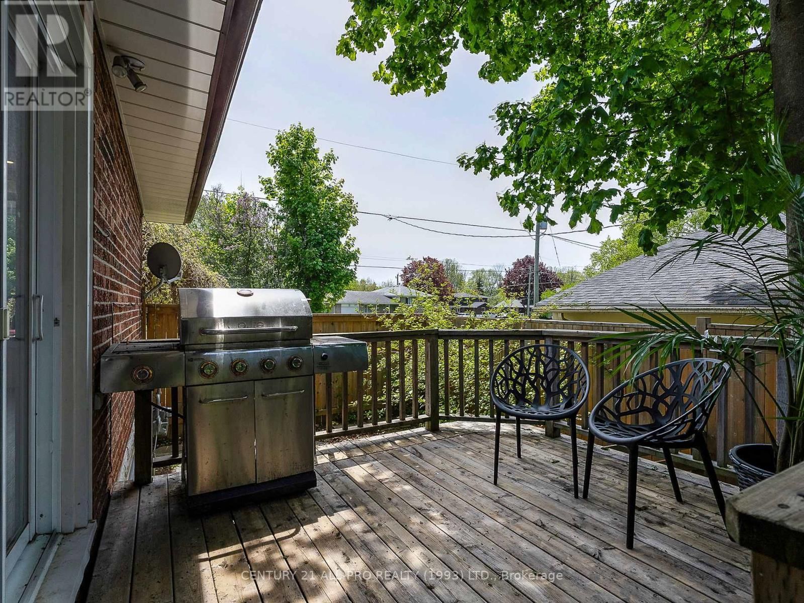 46 MEREDITH CRESCENT Image 41