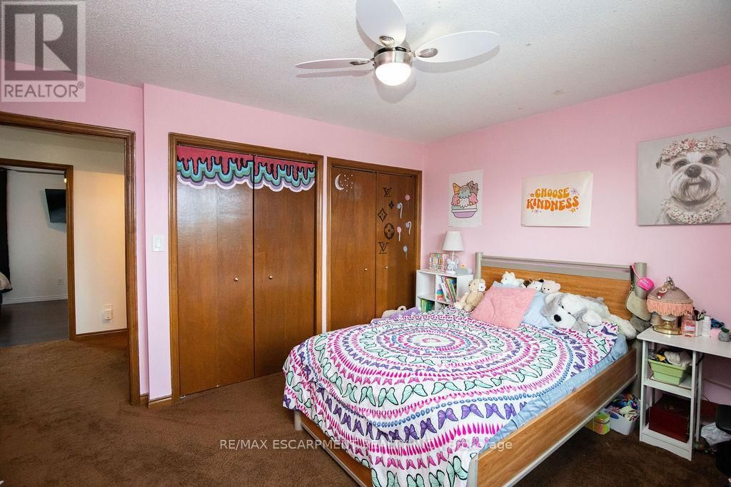 54 MERRITT CRESCENT Image 38