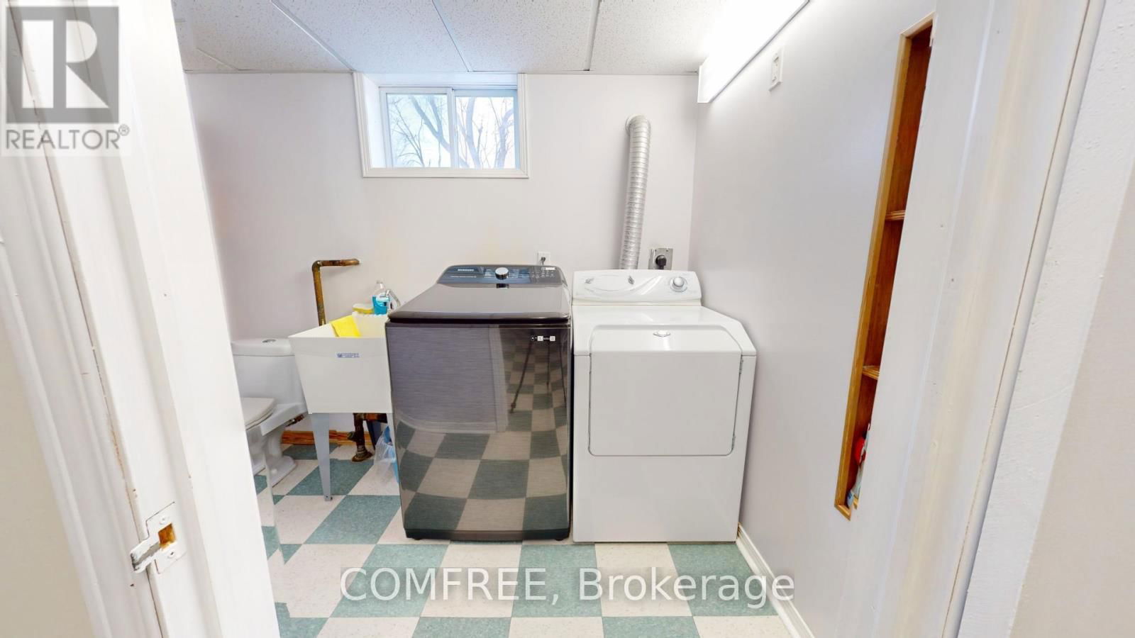 25 SEGUIN STREET Image 21