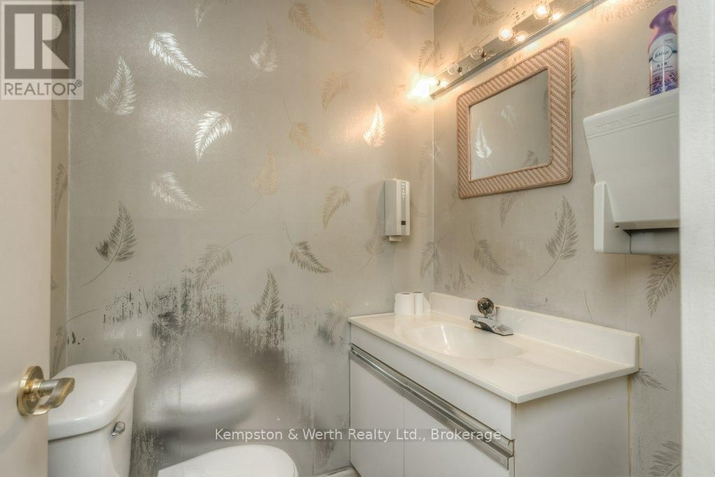 281 MAIN STREET Image 29