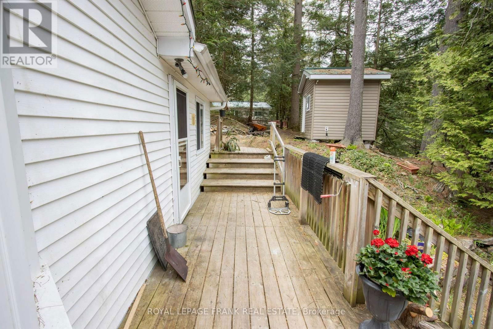 1070 TOWERING OAKS TRAIL Image 12