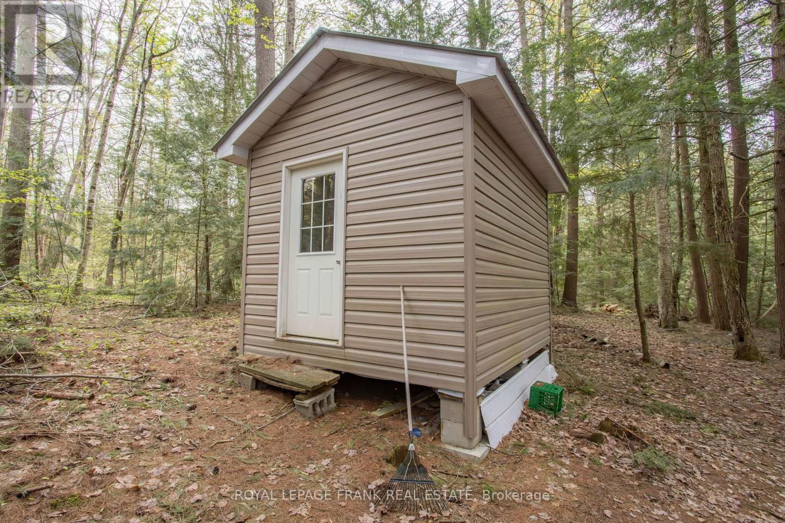 1070 TOWERING OAKS TRAIL Image 16