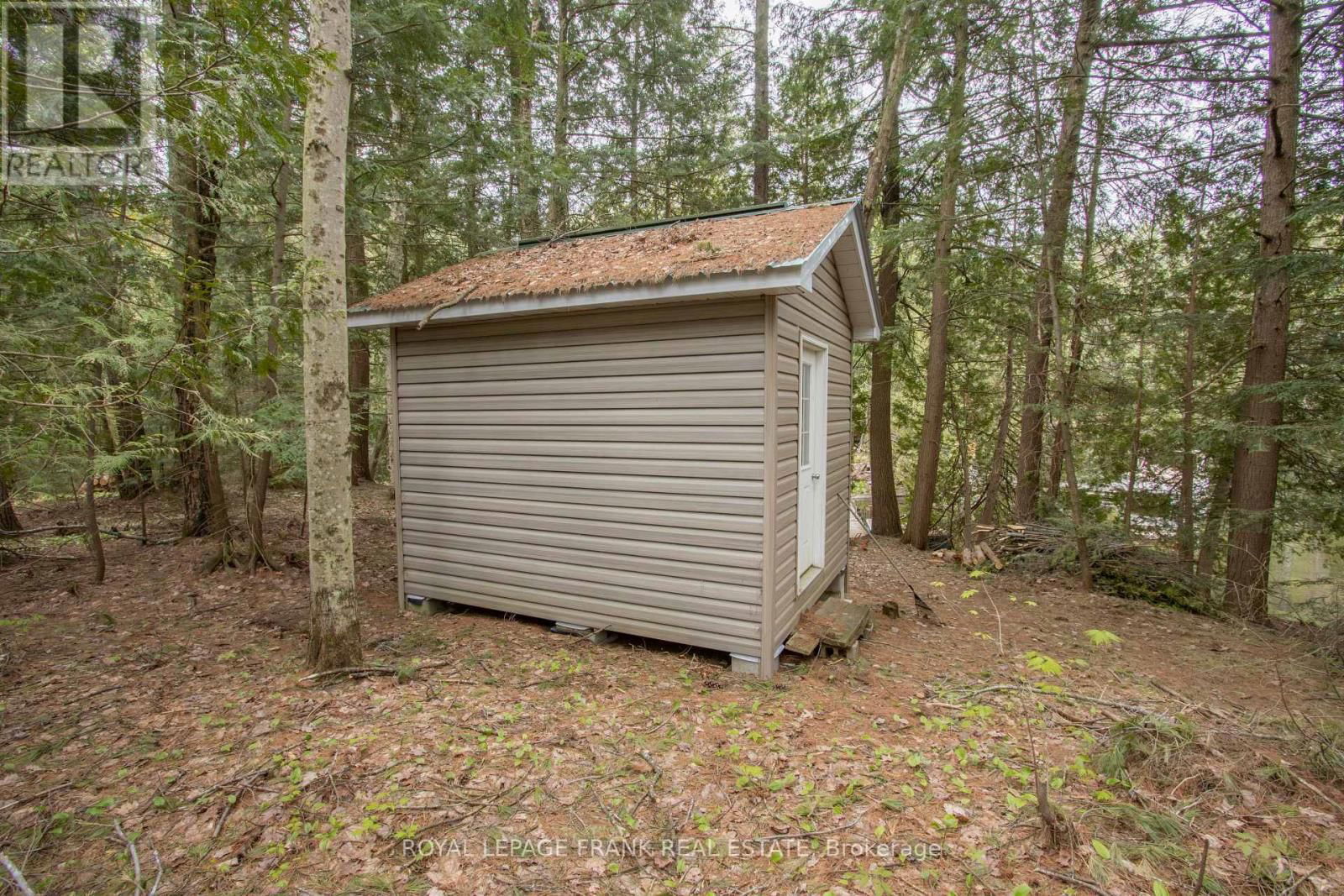 1070 TOWERING OAKS TRAIL Image 17