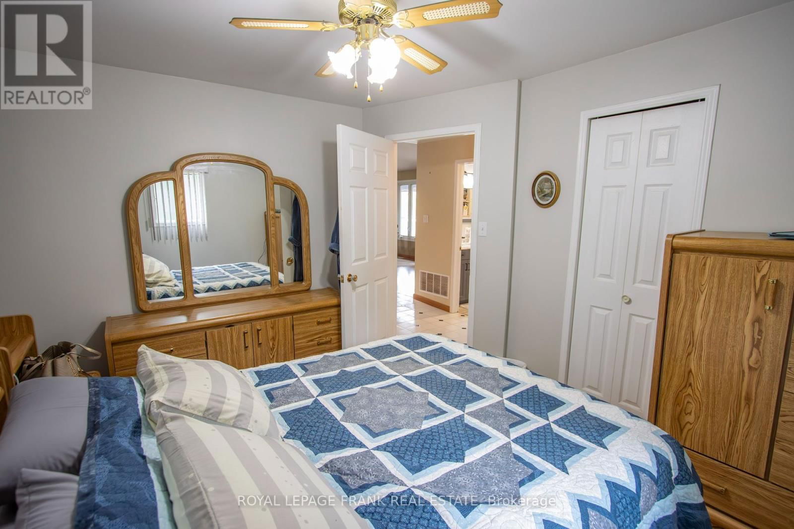 1070 TOWERING OAKS TRAIL Image 25