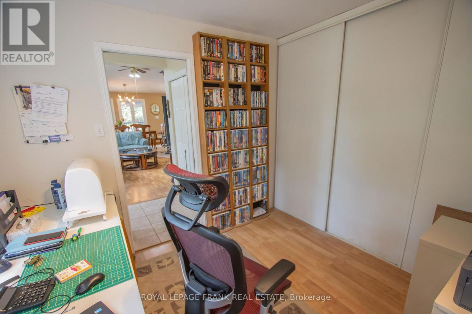 1070 TOWERING OAKS TRAIL Image 35