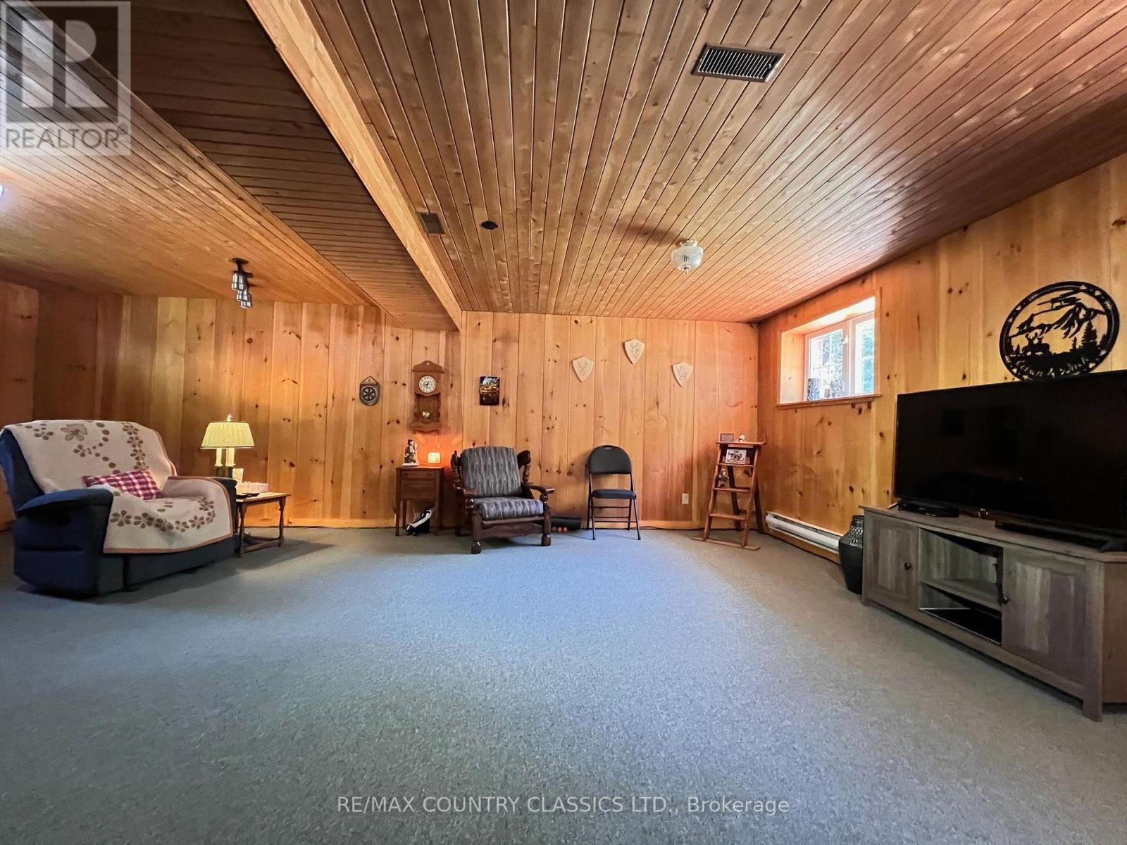1374 ROCHEFORT ROAD Image 28