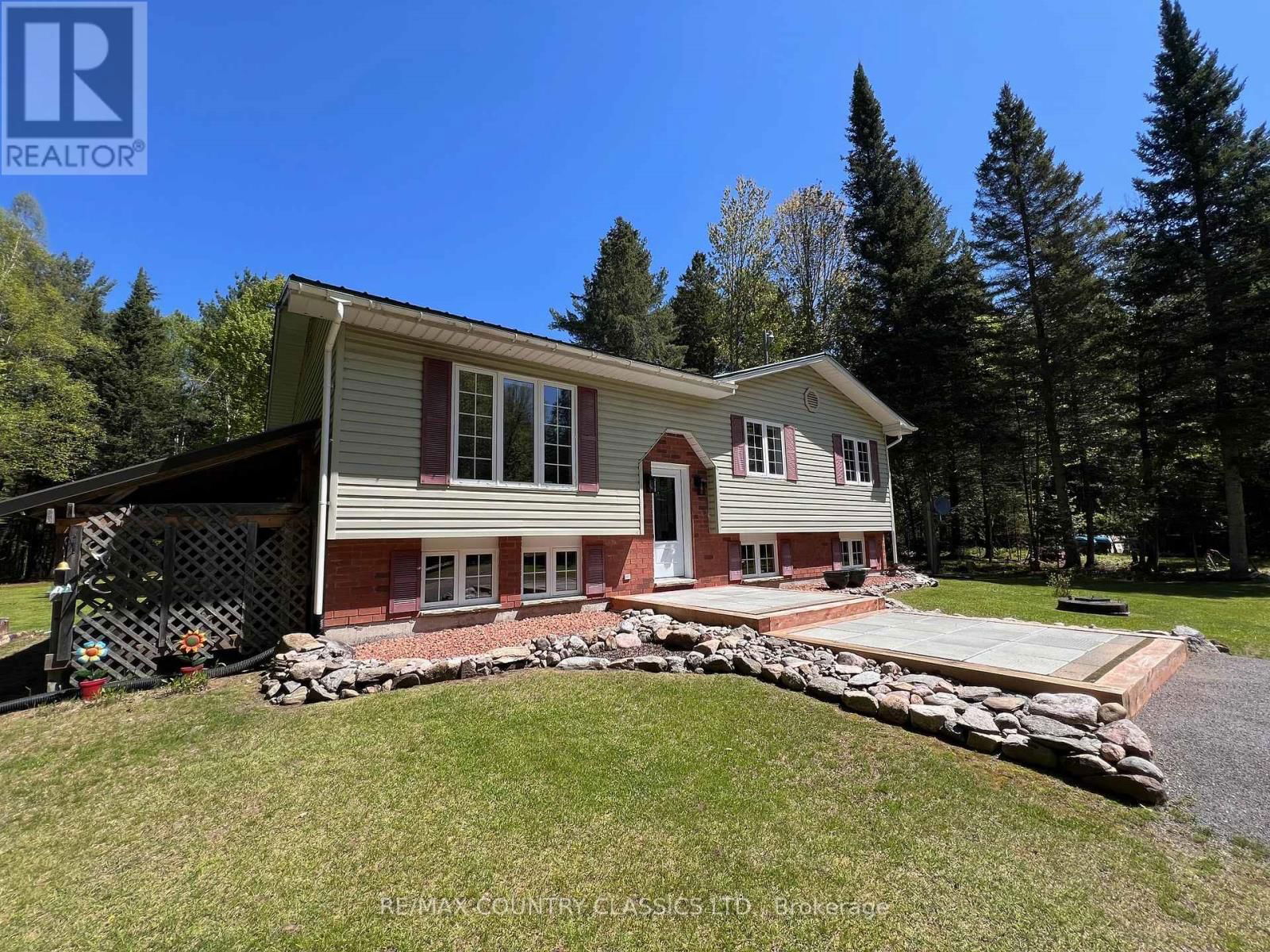 1374 ROCHEFORT ROAD Image 39