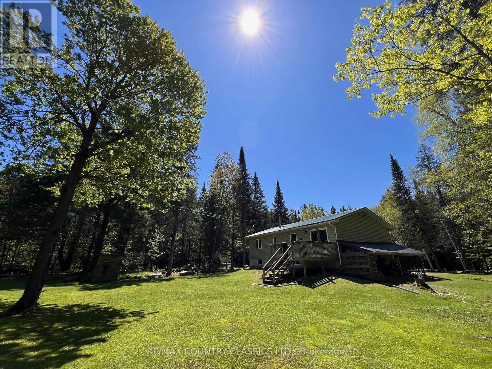 1374 ROCHEFORT ROAD Image 40