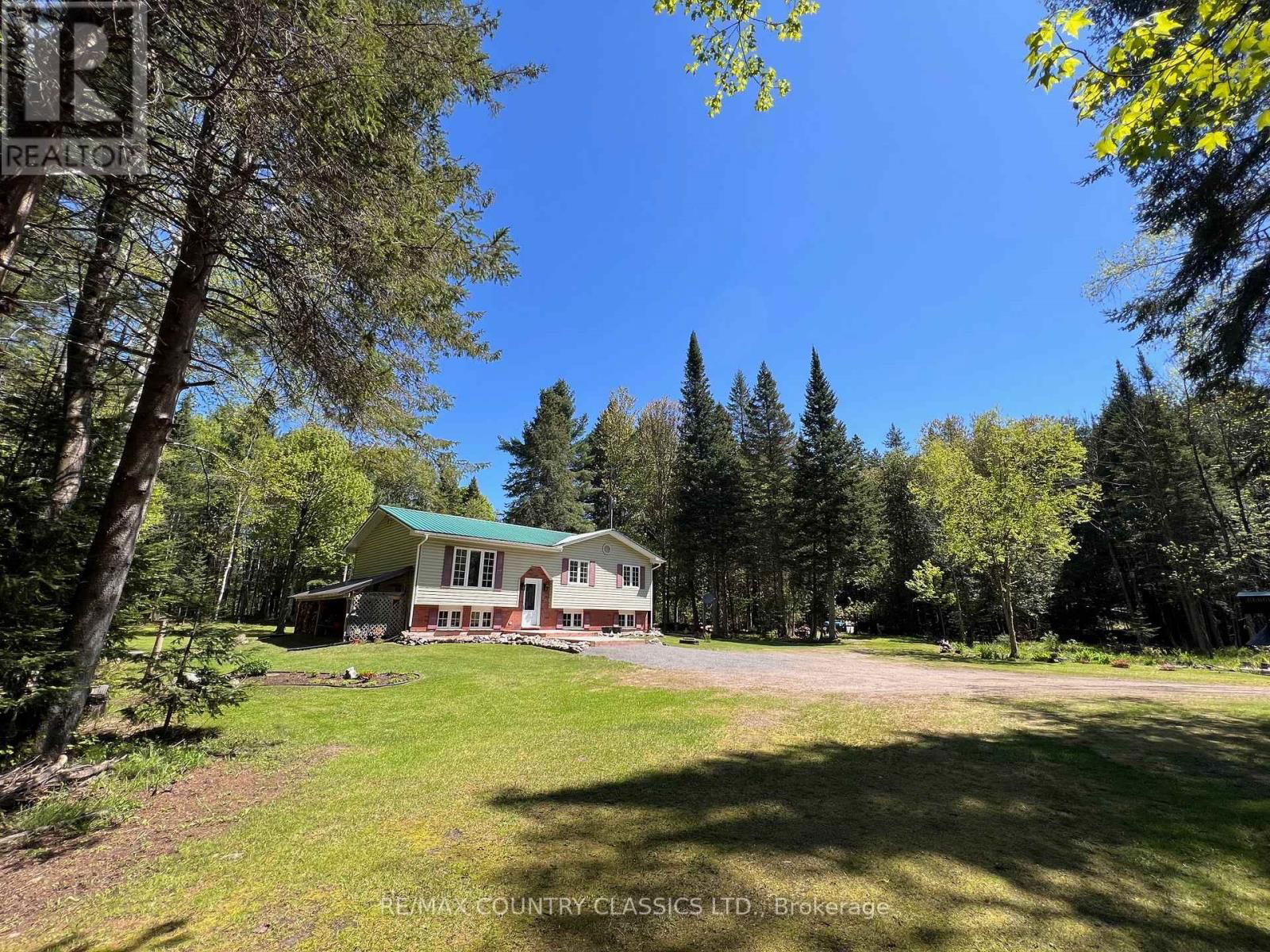 1374 ROCHEFORT ROAD Image 6