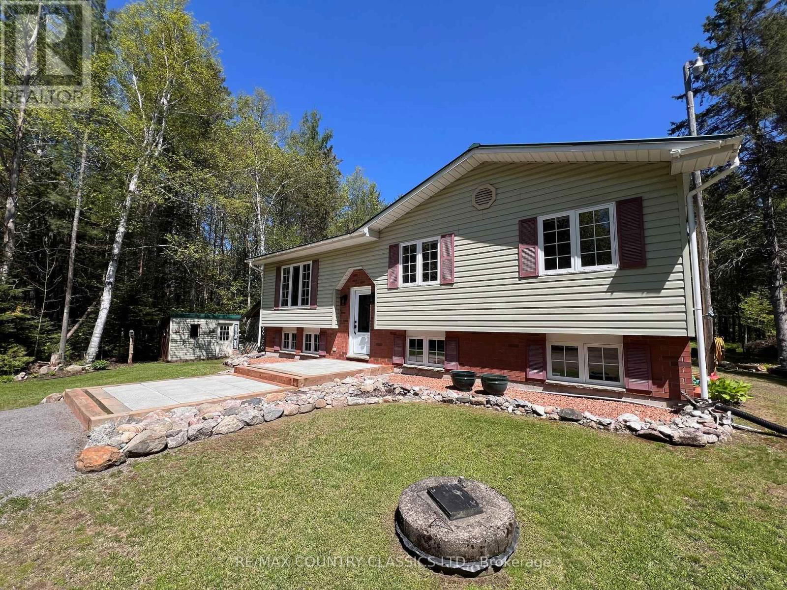 1374 ROCHEFORT ROAD Image 8