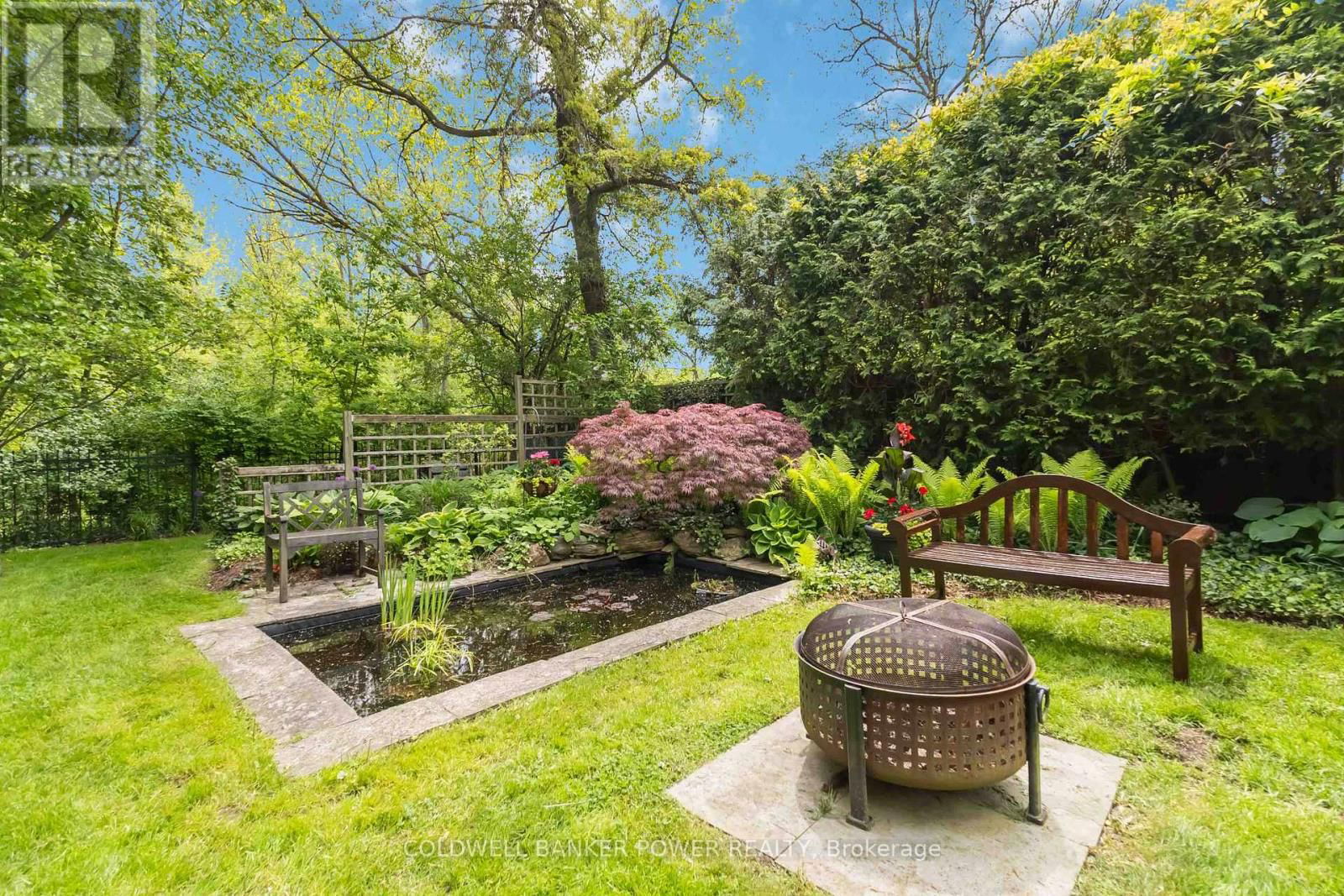 41 HAMPTON CRESCENT Image 38