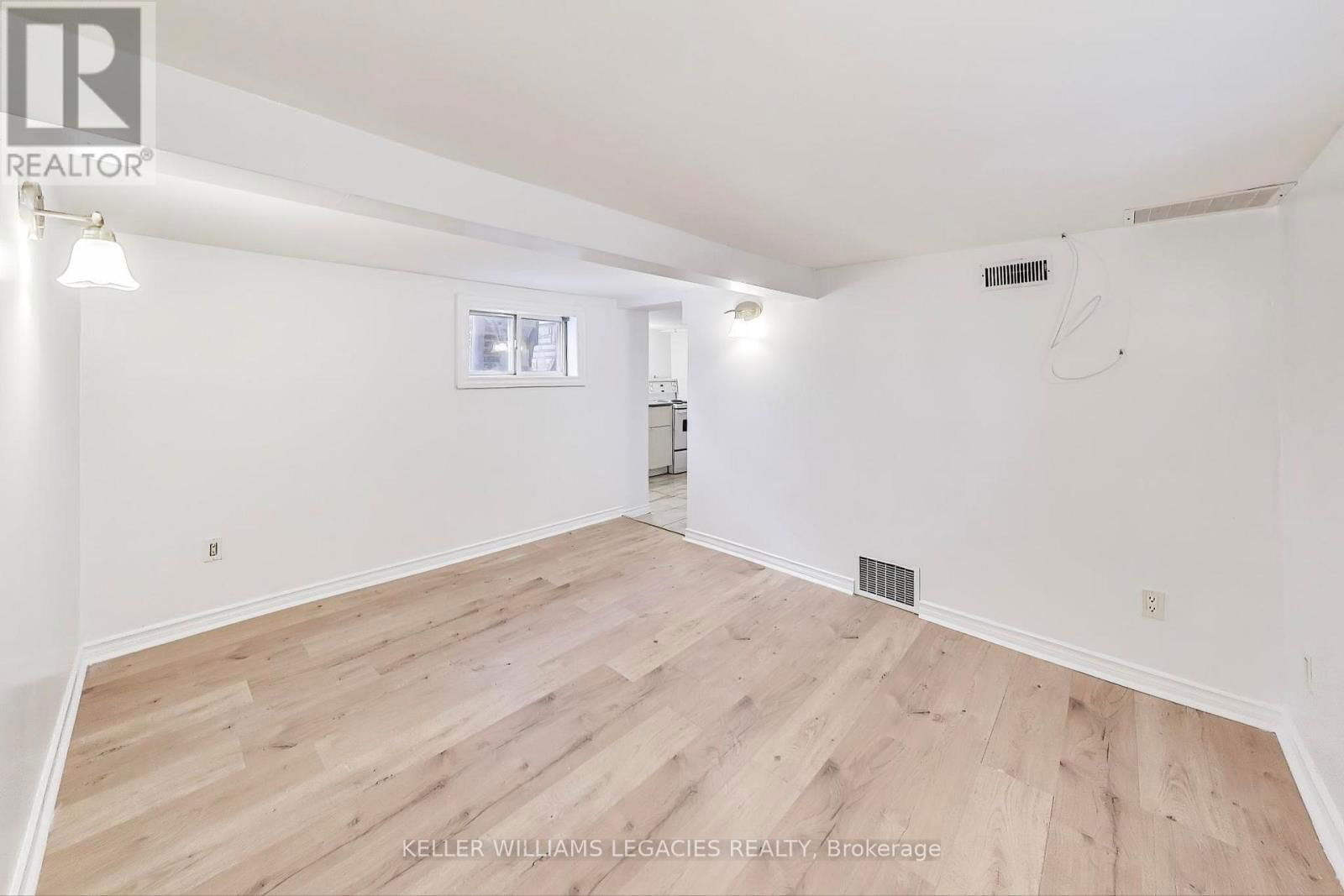 367 COPE STREET Image 10