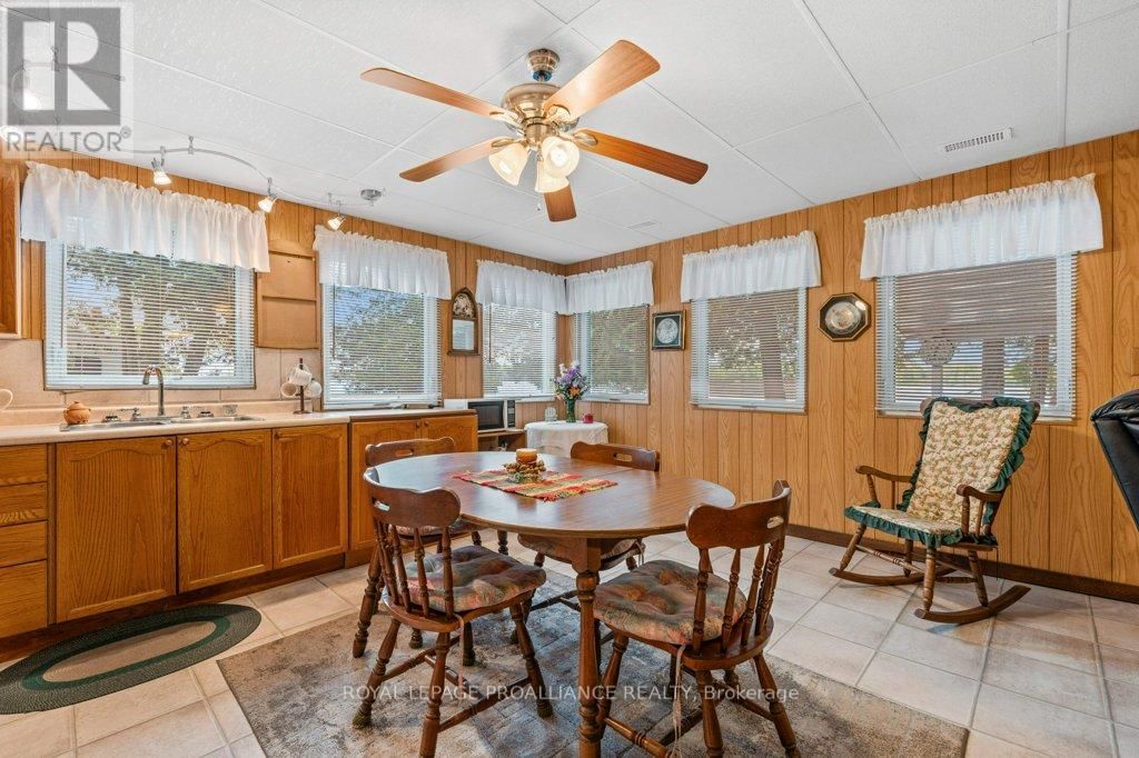 188 NORTH BEAVER LAKE ROAD Image 12