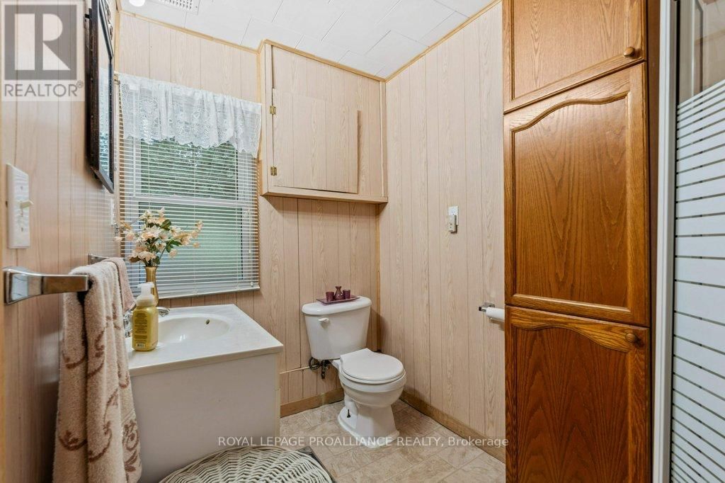 188 NORTH BEAVER LAKE ROAD Image 18