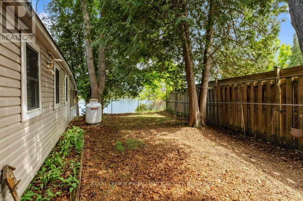 188 NORTH BEAVER LAKE ROAD Image 38